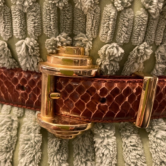 Morgan Taylor Woman’s Cognac Snake Skin Belt SZ S Bold Gold~tone Chunky Buckle - Picture 1 of 16